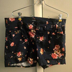Torrid Blue Floral Shorts – Stylish Summer Essential 🌸
